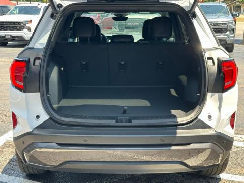 New Summit White 2026 GMC Terrain Elevation FWD - photo 8 - Stock #260931