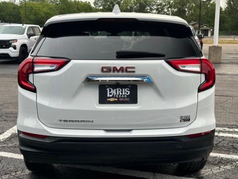 Pre-Owned Summit White 2022 GMC Terrain SLE FWD - photo 5 - Stock #260150A