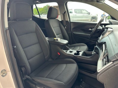 Pre-Owned Summit White 2022 GMC Terrain SLE FWD - photo 15 - Stock #260150A
