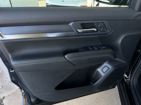New Ebony Twilight Metallic 2027 GMC Terrain Elevation AWD - photo 11 - Stock #270009