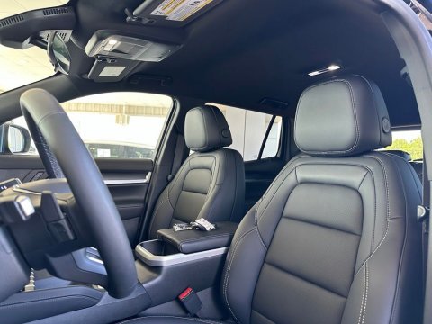 New Ebony Twilight Metallic 2027 GMC Terrain Elevation AWD - photo 14 - Stock #270009