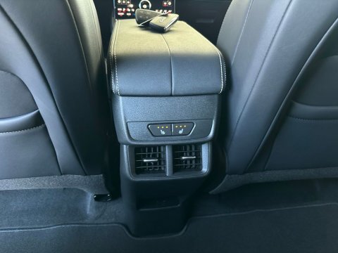 New Ebony Twilight Metallic 2027 GMC Terrain Elevation AWD - photo 22 - Stock #270009
