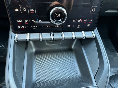 New Sterling Metallic 2027 GMC Terrain Elevation AWD - photo 25 - Stock #270006