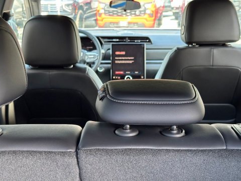 New Sterling Metallic 2027 GMC Terrain Elevation AWD - photo 9 - Stock #270006
