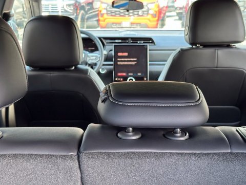 New Sterling Metallic 2027 GMC Terrain Elevation AWD - photo 10 - Stock #270006