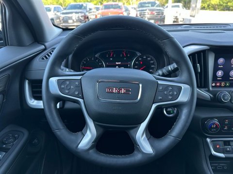 Pre-Owned Volcanic Red Tintcoat 2024 GMC Terrain SLT AWD - photo 19 - Stock #260897B