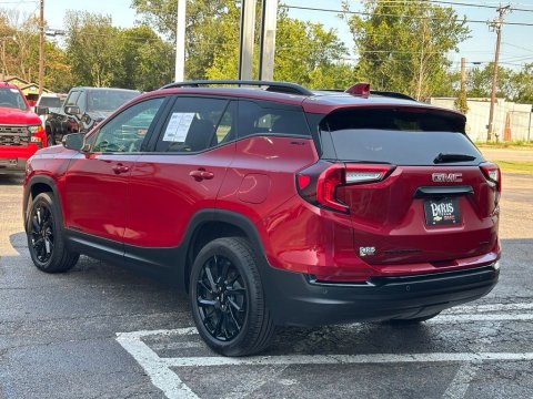 Pre-Owned Volcanic Red Tintcoat 2024 GMC Terrain SLT AWD - photo 7 - Stock #260897B