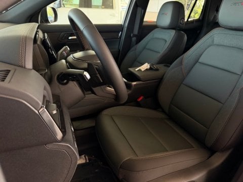 New Volcanic Red Tintcoat 2027 GMC Terrain AT4 AWD - photo 13 - Stock #270008