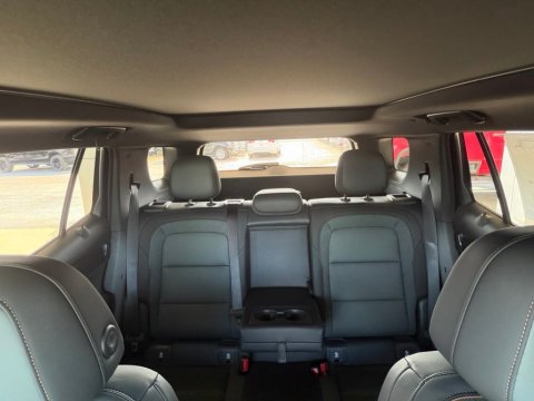 New Volcanic Red Tintcoat 2027 GMC Terrain AT4 AWD - photo 26 - Stock #270008