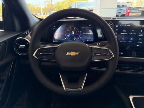 New Mosaic Black Metallic 2027 Chevrolet Equinox LT FWD - photo 20 - Stock #270069