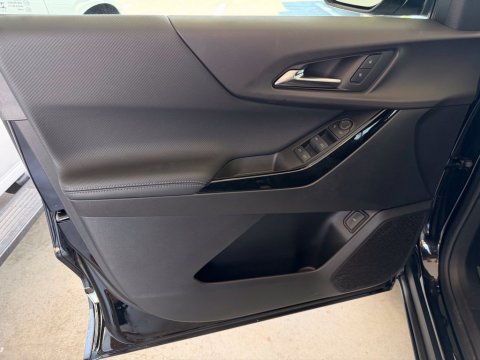 New Mosaic Black Metallic 2027 Chevrolet Equinox LT FWD - photo 12 - Stock #270069