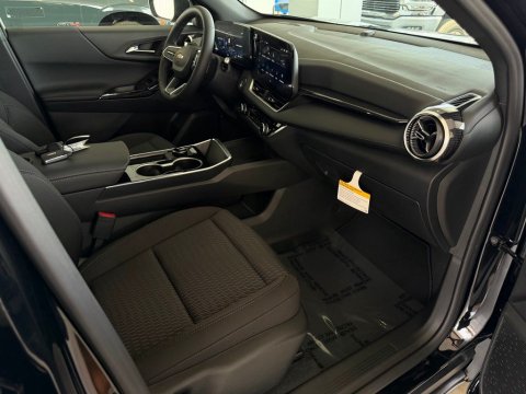 New Mosaic Black Metallic 2027 Chevrolet Equinox LT FWD - photo 16 - Stock #270016