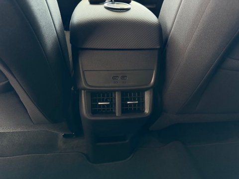 New Mosaic Black Metallic 2027 Chevrolet Equinox LT FWD - photo 22 - Stock #270016