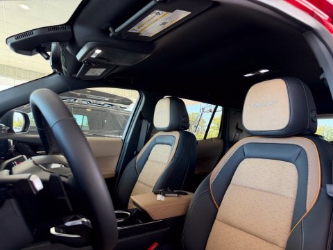 New Radiant Red Tintcoat 2027 Chevrolet Equinox ACTIV FWD - photo 15 - Stock #270073