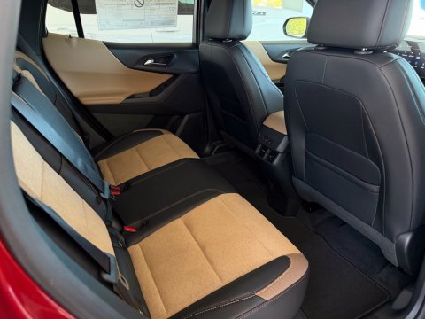 New Radiant Red Tintcoat 2027 Chevrolet Equinox ACTIV FWD - photo 19 - Stock #270073