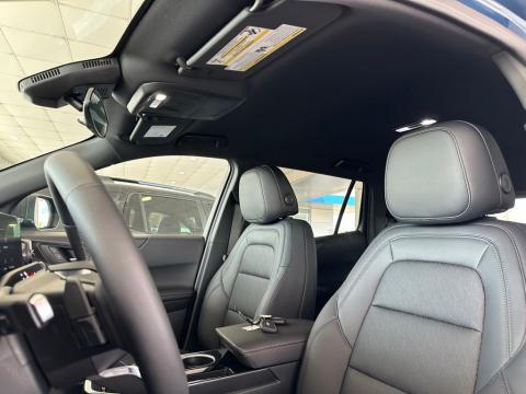 New Lakeshore Blue Metallic 2026 Chevrolet Equinox LT FWD - photo 14 - Stock #260997