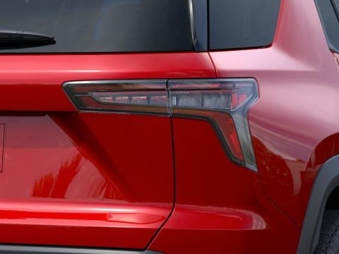 New Radiant Red Tintcoat 2026 Chevrolet Equinox LT FWD - photo 11 - Stock #260970