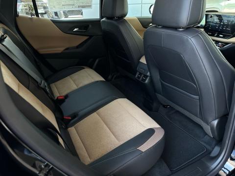 New Mosaic Black Metallic 2026 Chevrolet Equinox ACTIV FWD - photo 18 - Stock #260904