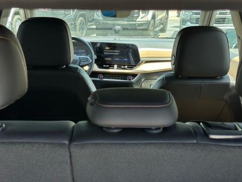 New Mosaic Black Metallic 2026 Chevrolet Equinox ACTIV FWD - photo 9 - Stock #260904