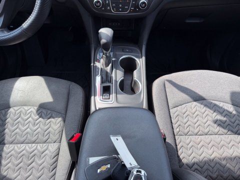 Pre-Owned Silver Ice Metallic 2022 Chevrolet Equinox LT FWD - photo 23 - Stock #X2587