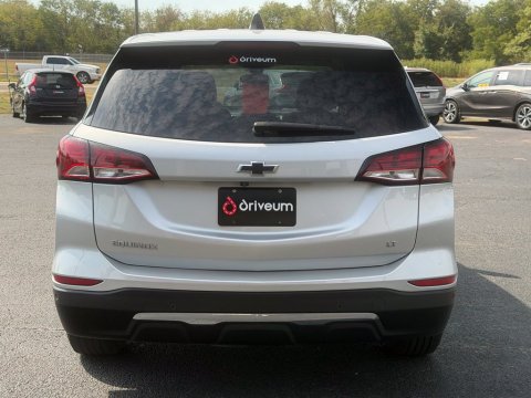 Pre-Owned Silver Ice Metallic 2022 Chevrolet Equinox LT FWD - photo 5 - Stock #X2587