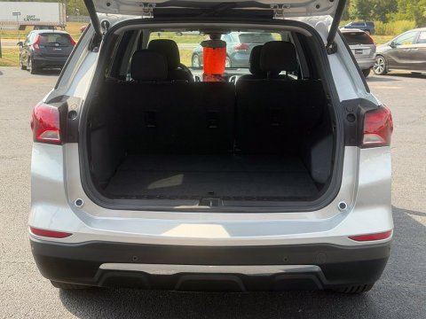 Pre-Owned Silver Ice Metallic 2022 Chevrolet Equinox LT FWD - photo 8 - Stock #X2587