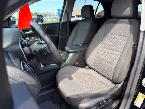 Pre-Owned Mosaic Black Metallic 2022 Chevrolet Equinox LT FWD - photo 14 - Stock #X2596