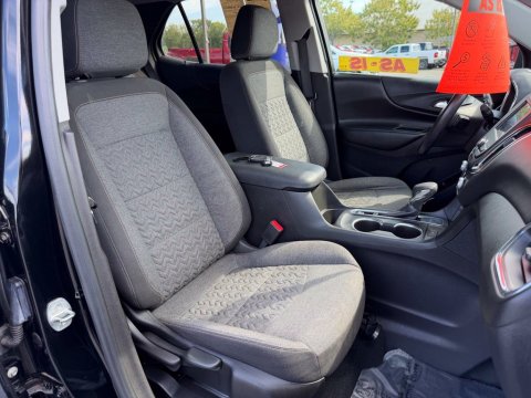 Pre-Owned Mosaic Black Metallic 2022 Chevrolet Equinox LT FWD - photo 18 - Stock #X2596