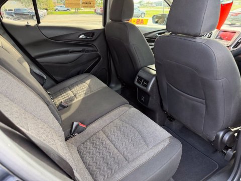Pre-Owned Mosaic Black Metallic 2022 Chevrolet Equinox LT FWD - photo 19 - Stock #X2596