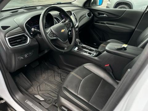 Pre-Owned Iridescent Pearl Tricoat 2023 Chevrolet Equinox Premier AWD - photo 11 - Stock #260794A