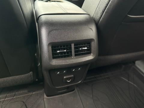 Pre-Owned Iridescent Pearl Tricoat 2023 Chevrolet Equinox Premier AWD - photo 23 - Stock #260794A