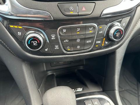 Pre-Owned Iridescent Pearl Tricoat 2023 Chevrolet Equinox Premier AWD - photo 26 - Stock #260794A