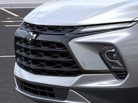 New Sterling Gray Metallic 2026 Chevrolet Blazer LT FWD - photo 13 - Stock #261320
