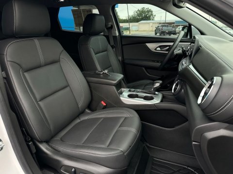 Certified Pre-Owned Iridescent Pearl Tricoat 2024 Chevrolet Blazer LT FWD - photo 18 - Stock #261098A