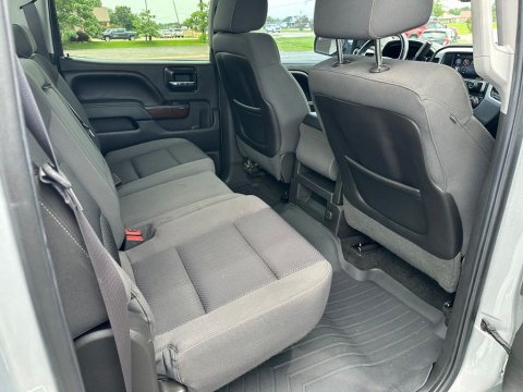 Pre-Owned Quicksilver Metallic 2014 GMC Sierra 1500 SLE RWD - photo 18 - Stock #X2452A