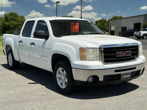  Pre-Owned 2011 GMC Sierra 1500 SLE Stock#X2304 Summit White RWD 