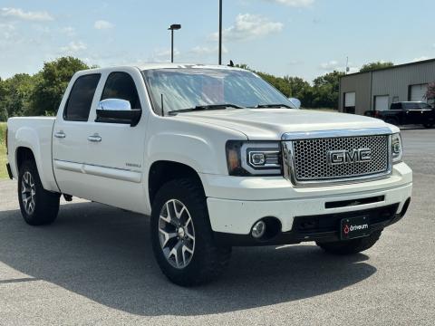  Pre-Owned 2011 GMC Sierra 1500 Denali Stock#X2309 White Diamond 