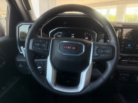Pre-Owned Cardinal Red 2024 GMC Sierra 1500 Elevation 4WD - photo 15 - Stock #261105A