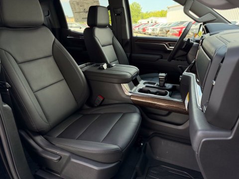 New Onyx Black 2026 GMC Sierra 1500 Elevation 4WD - photo 17 - Stock #261314