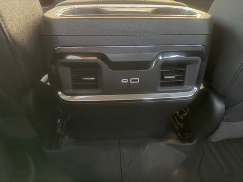 New Sterling Metallic 2026 GMC Sierra 1500 Elevation 4WD - photo 17 - Stock #261204