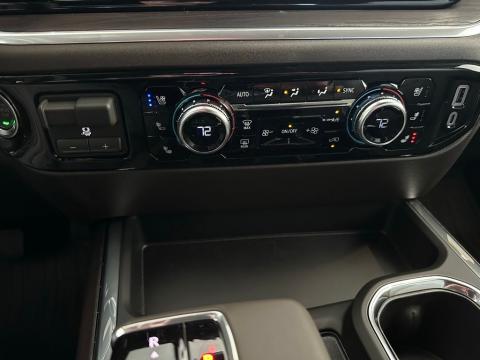 New Summit White 2026 GMC Sierra 1500 SLT 4WD - photo 24 - Stock #260765