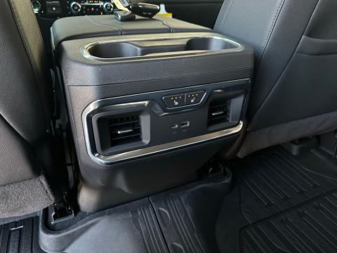 New Onyx Black 2026 GMC Sierra 1500 SLT 4WD - photo 21 - Stock #260733