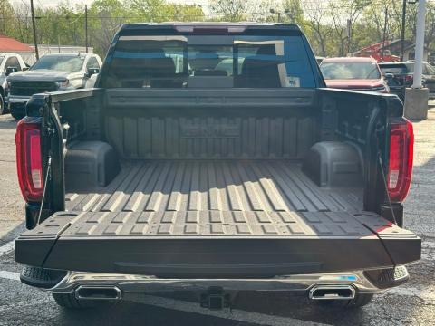 New Onyx Black 2026 GMC Sierra 1500 SLT 4WD - photo 6 - Stock #260733