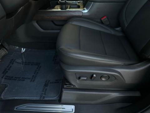 New Sterling Metallic 2026 GMC Sierra 1500 SLT 4WD - photo 11 - Stock #260736