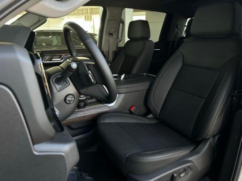 New Sterling Metallic 2026 GMC Sierra 1500 SLT 4WD - photo 12 - Stock #260736