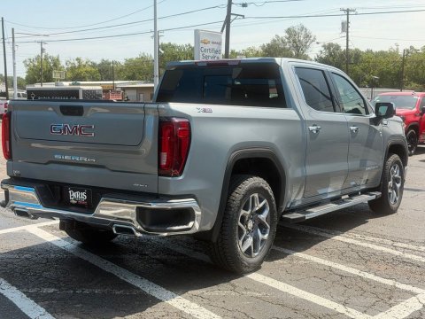 New Sterling Metallic 2026 GMC Sierra 1500 SLT 4WD - photo 7 - Stock #261231