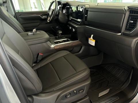 New Sterling Metallic 2026 GMC Sierra 1500 SLT 4WD - photo 15 - Stock #260728