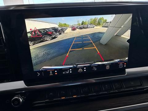 New Sterling Metallic 2026 GMC Sierra 1500 SLT 4WD - photo 26 - Stock #260728