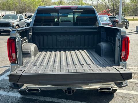 New Sterling Metallic 2026 GMC Sierra 1500 SLT 4WD - photo 6 - Stock #260728