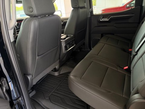 New Onyx Black 2026 GMC Sierra 1500 SLT 4WD - photo 14 - Stock #261130